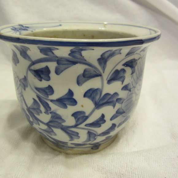 VTG CHINESE BLUE & WHITE JARDINIERE FLOWER POT, HAND PAINTED - Picture 4 of 7